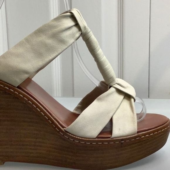 ALDO PLATFORM WEDGE WHITE FAUX LEATHER T-STRAP SANDALS SIZE 39 - Picture 8 of 14